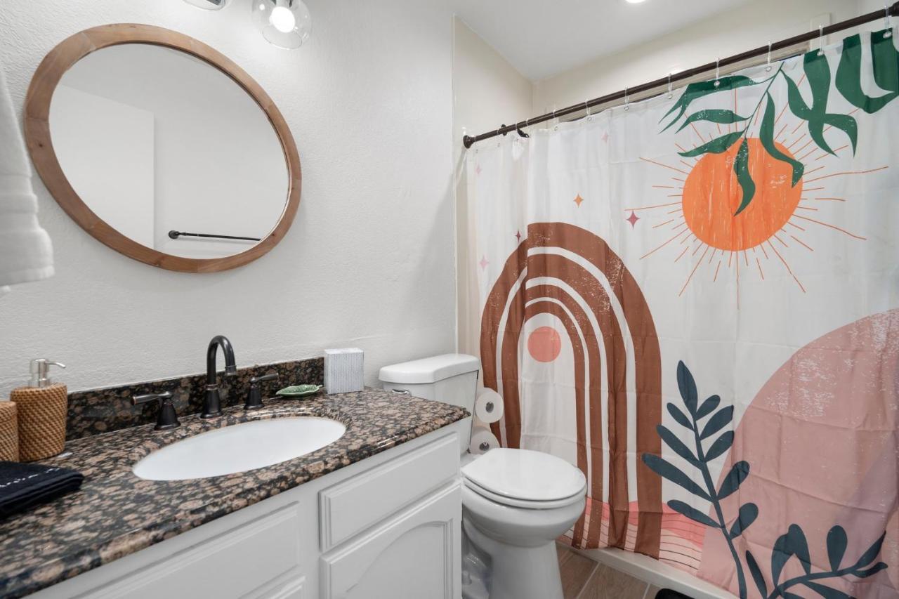 Large Pool With Diving Board, Remodeled 3Bdrm, Near State Farm Stdm And More! Peoria Buitenkant foto