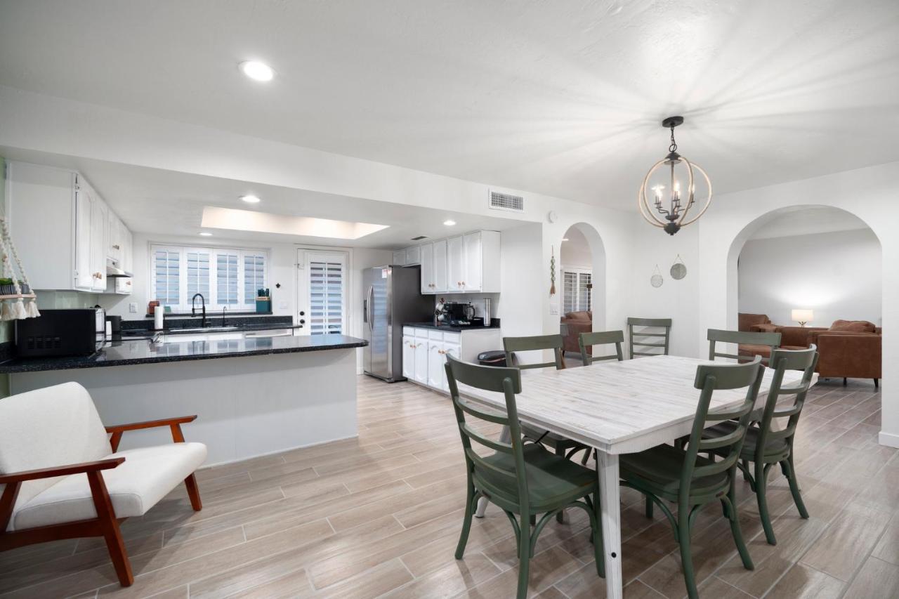 Large Pool With Diving Board, Remodeled 3Bdrm, Near State Farm Stdm And More! Peoria Buitenkant foto