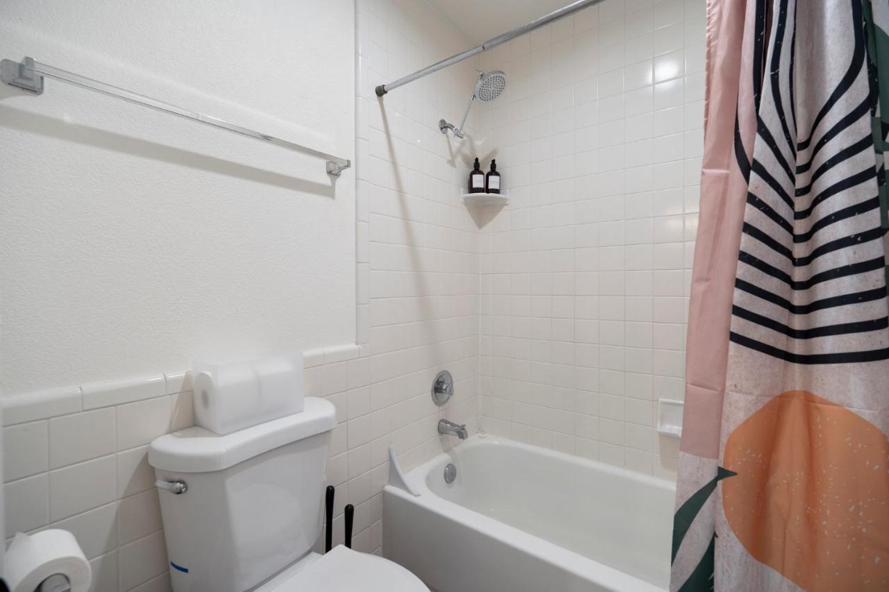 Large Pool With Diving Board, Remodeled 3Bdrm, Near State Farm Stdm And More! Peoria Buitenkant foto
